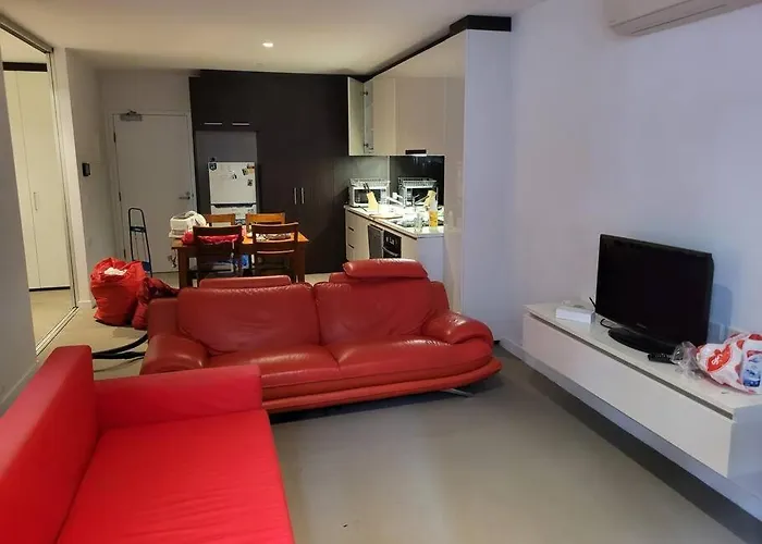 L22 1 Min To Southencross, Freetram, Pool, Sauna, Gym